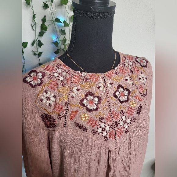 Harper Heritage Embroidered Boho Flowy Peasant Style Blouse Top - Picture 2 of 9